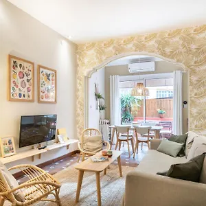  Apartment Spacious & Sunny With Terrace In The Center