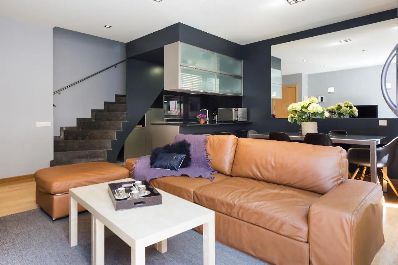 Apartment Barcelona Rentals - Gracia Pool Apartments Center