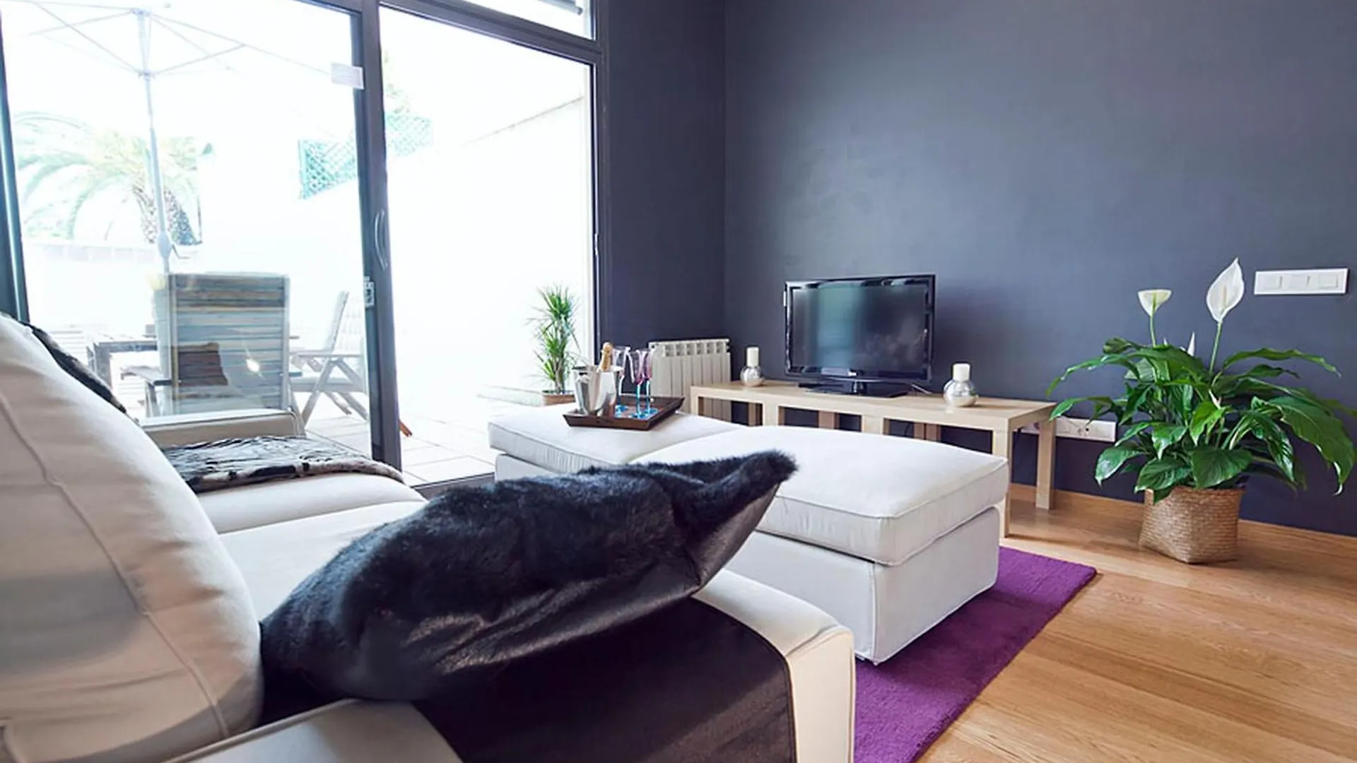 Apartment Barcelona Rentals - Gracia Pool Apartments Center 0*,  Spain