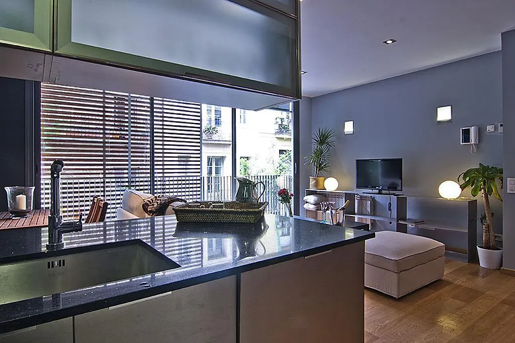 Apartment Barcelona Rentals - Gracia Pool Apartments Center
